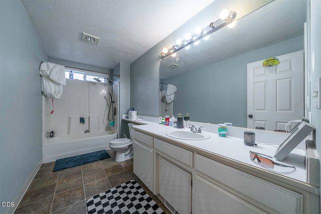922 Hopkins Road, Central Point, OR 97502