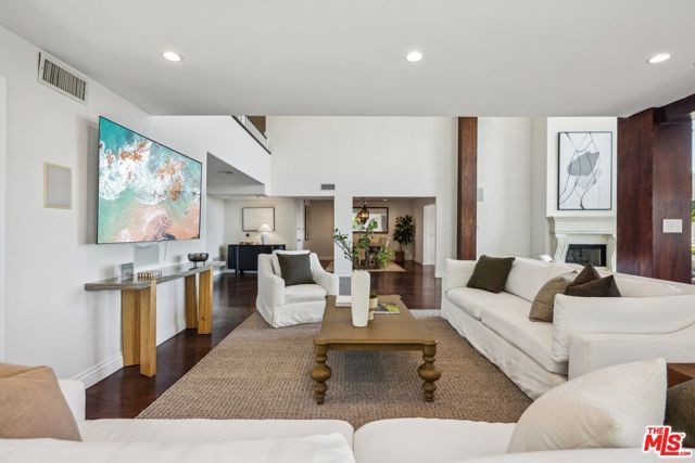 2411 Mount Olympus Drive, Los Angeles, CA 90046