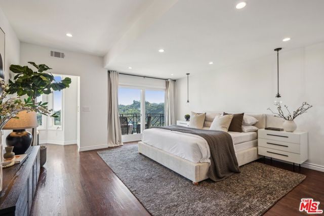 2411 Mount Olympus Drive, Los Angeles, CA 90046