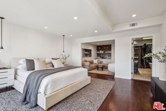 2411 Mount Olympus Drive, Los Angeles, CA 90046