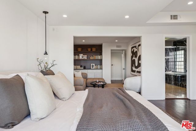 2411 Mount Olympus Drive, Los Angeles, CA 90046