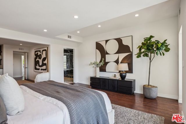 2411 Mount Olympus Drive, Los Angeles, CA 90046