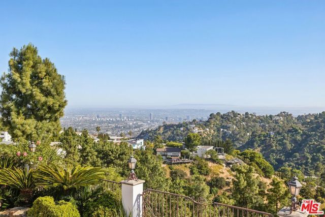 2411 Mount Olympus Drive, Los Angeles, CA 90046