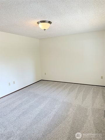 5010 84th Avenue W, University Place, WA 98467