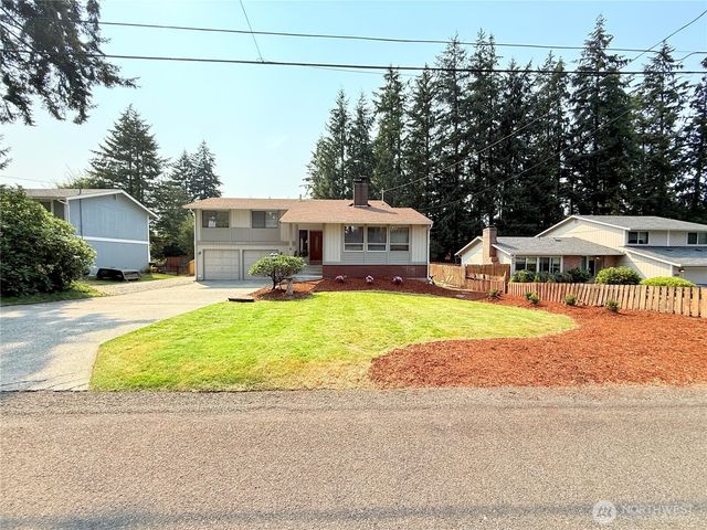 5010 84th Avenue W, University Place, WA 98467