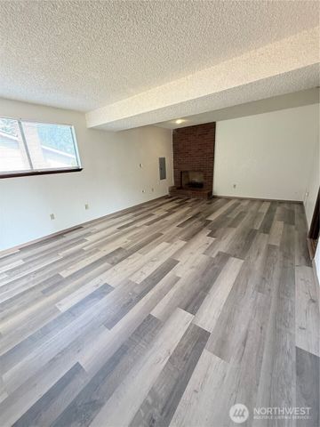 5010 84th Avenue W, University Place, WA 98467