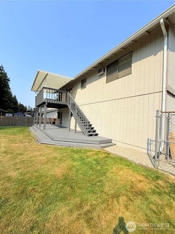 5010 84th Avenue W, University Place, WA 98467