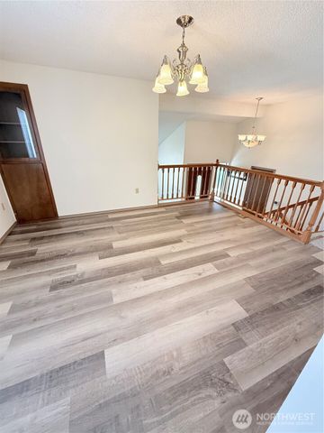 5010 84th Avenue W, University Place, WA 98467