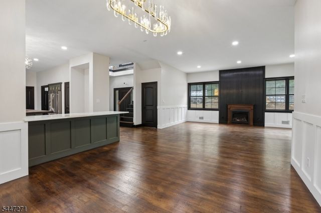 49 Northwood Rd, Hopatcong Boro, NJ 07849