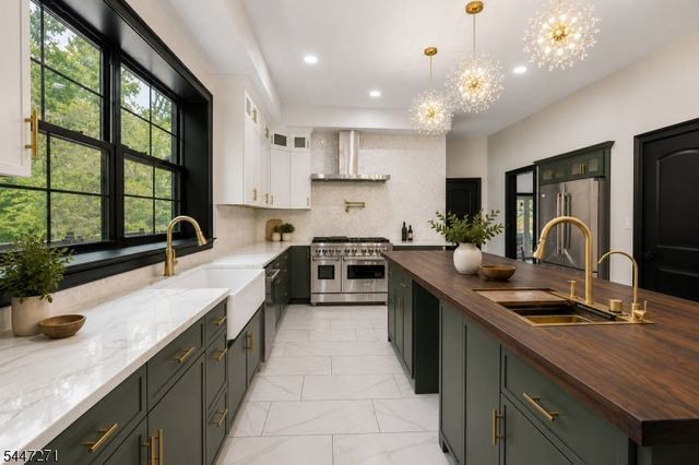 49 Northwood Rd, Hopatcong Boro, NJ 07849