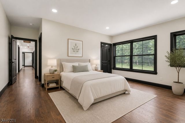 49 Northwood Rd, Hopatcong Boro, NJ 07849