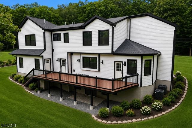 49 Northwood Rd, Hopatcong Boro, NJ 07849