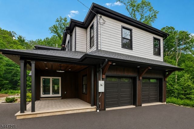 49 Northwood Rd, Hopatcong Boro, NJ 07849