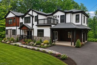 49 Northwood Rd, Hopatcong Boro, NJ 07849