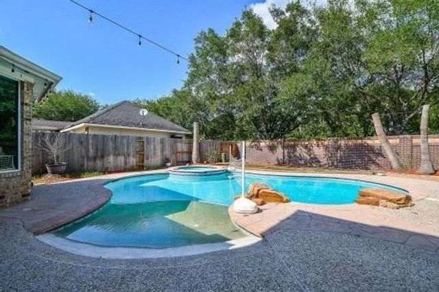 5819 Ashley Spring Court, Katy, TX 77494