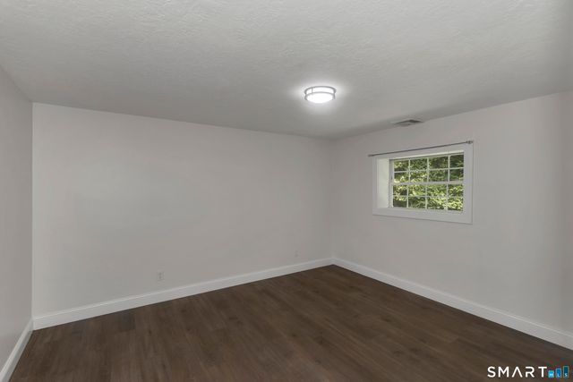 17 Congamond Road, Southwick, MA 01077