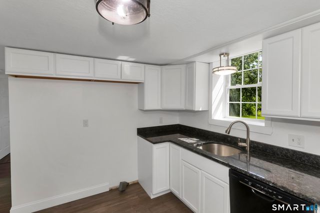 17 Congamond Road, Southwick, MA 01077