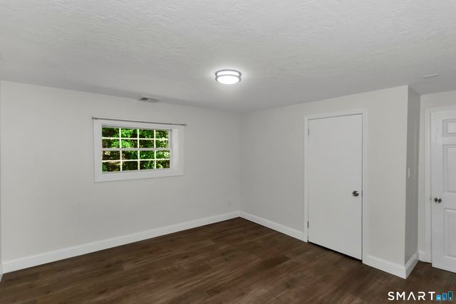 17 Congamond Road, Southwick, MA 01077