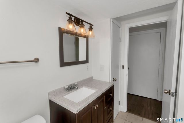 17 Congamond Road, Southwick, MA 01077