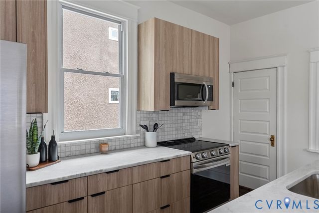 2906 Montrose Ave, Richmond, VA 23222