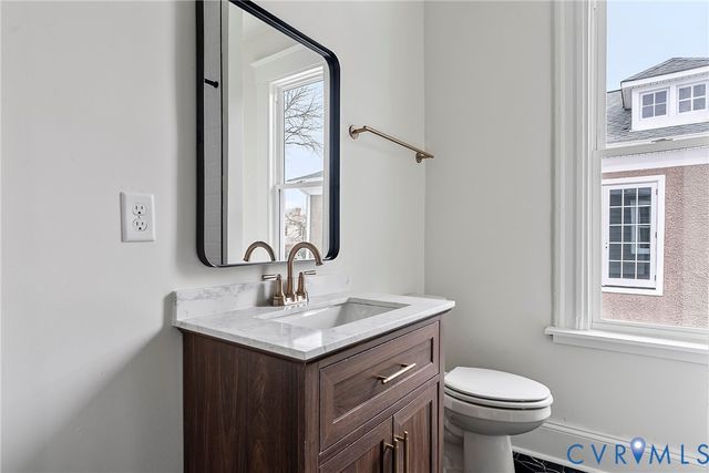 2906 Montrose Ave, Richmond, VA 23222