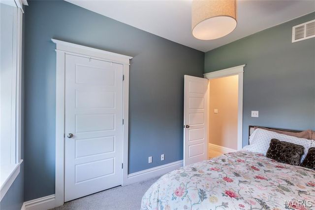 4179 Lafayette Avenue, St Louis, MO 63110