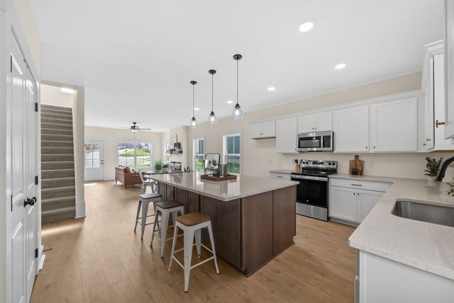 194 Dewberry Ct, Clarksville, TN 37042