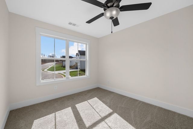 194 Dewberry Ct, Clarksville, TN 37042