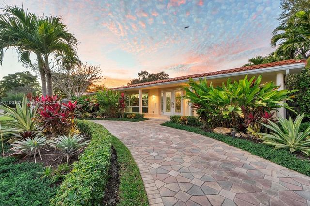 9280 NE 12th Ave, Miami Shores, FL 33138