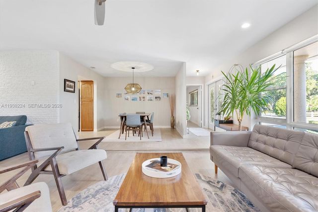 9280 NE 12th Ave, Miami Shores, FL 33138