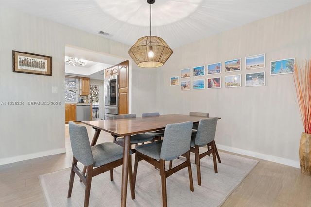 9280 NE 12th Ave, Miami Shores, FL 33138