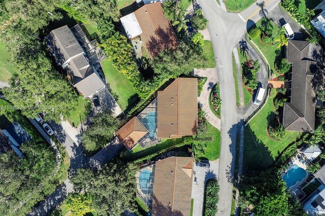 9280 NE 12th Ave, Miami Shores, FL 33138