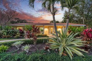 9280 NE 12th Ave, Miami Shores, FL 33138