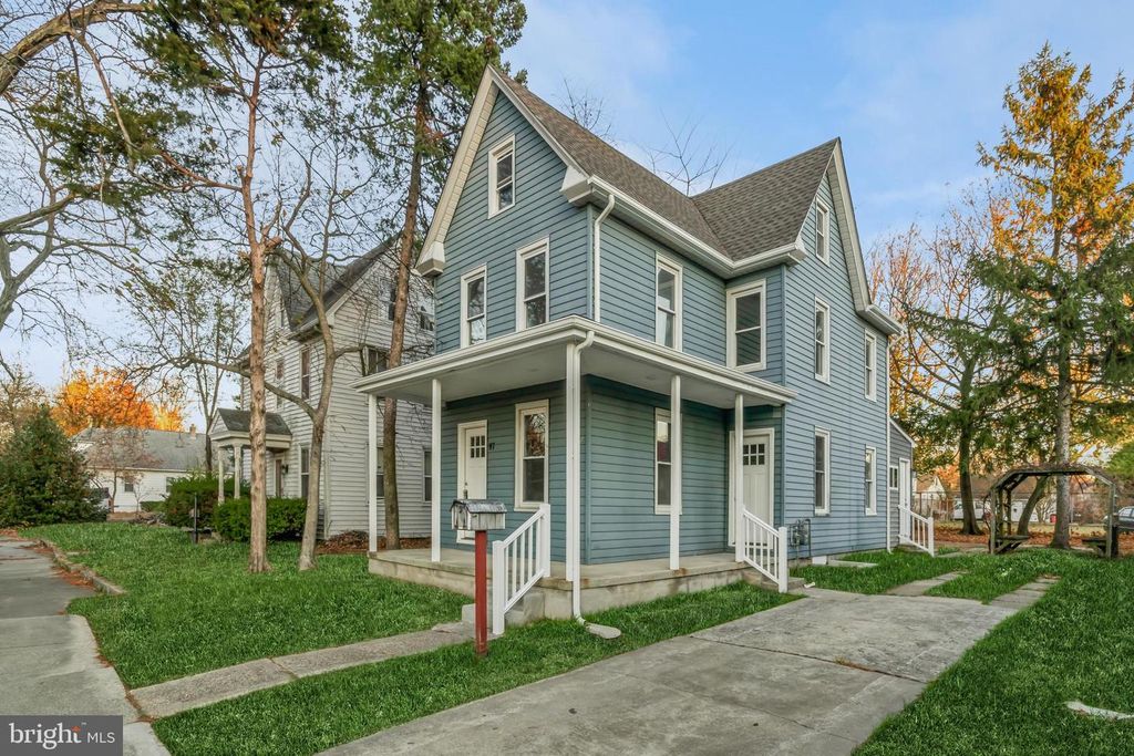 87 DELAWARE AVE, Penns Grove, NJ 08069