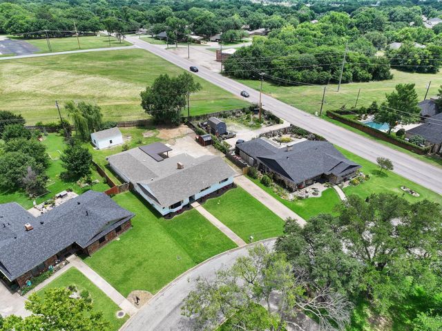 2505 Meadows Lane, Sherman, TX 75092