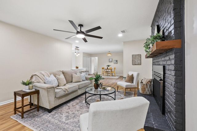 2505 Meadows Lane, Sherman, TX 75092