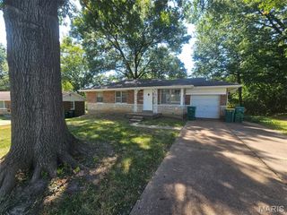 9725 Griffin Drive, St Louis, MO 63137