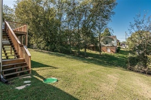 108 Longview Dr, Goodlettsville, TN 37072