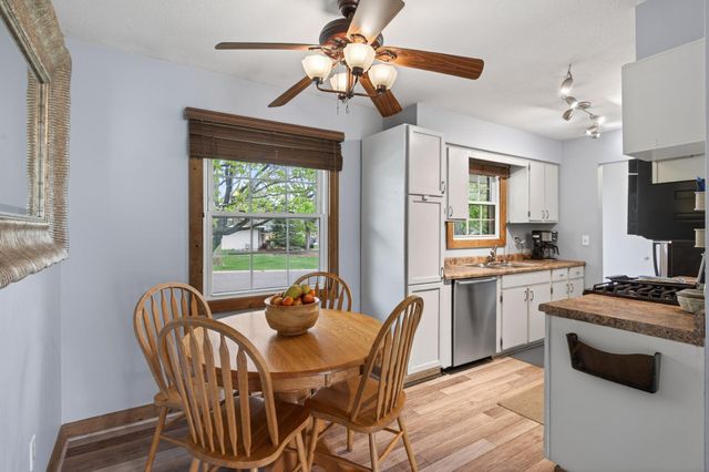 8380 Isle Avenue S, Cottage Grove, MN 55016