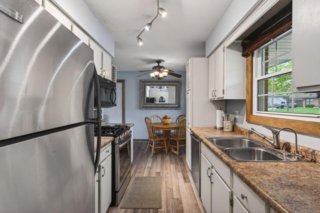 8380 Isle Avenue S, Cottage Grove, MN 55016