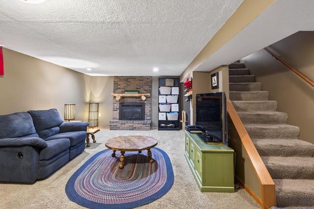 8380 Isle Avenue S, Cottage Grove, MN 55016