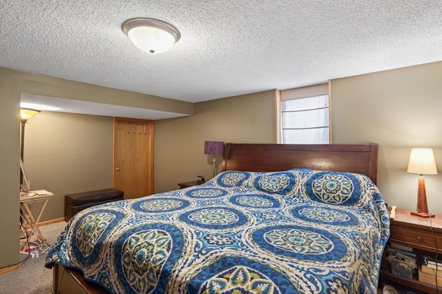 8380 Isle Avenue S, Cottage Grove, MN 55016