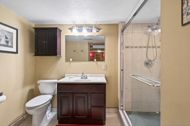 8380 Isle Avenue S, Cottage Grove, MN 55016