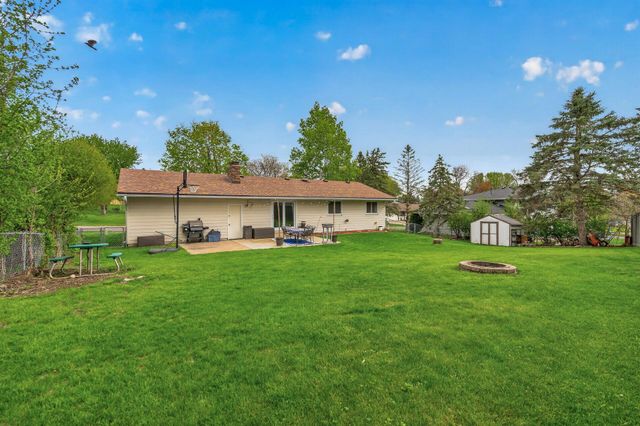 8380 Isle Avenue S, Cottage Grove, MN 55016