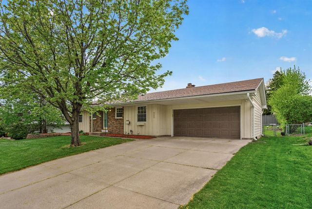 8380 Isle Avenue S, Cottage Grove, MN 55016