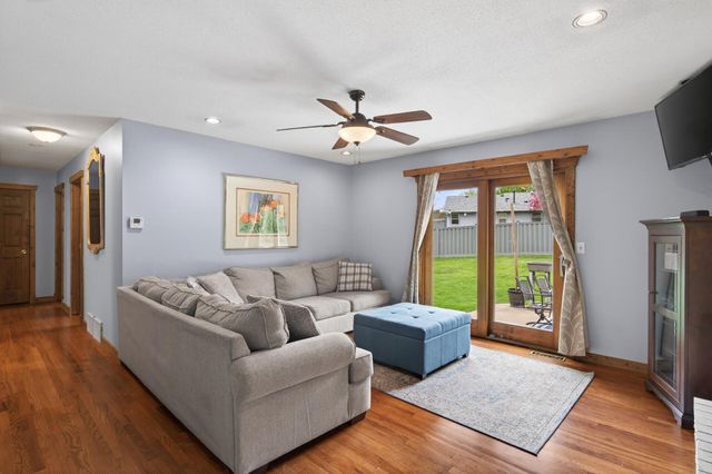 8380 Isle Avenue S, Cottage Grove, MN 55016
