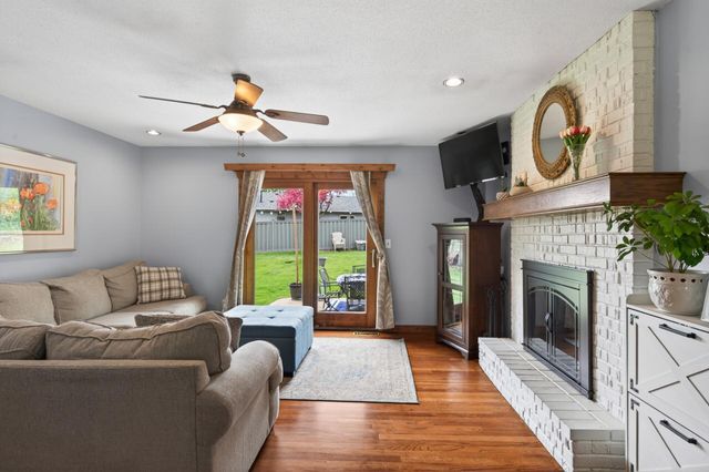 8380 Isle Avenue S, Cottage Grove, MN 55016