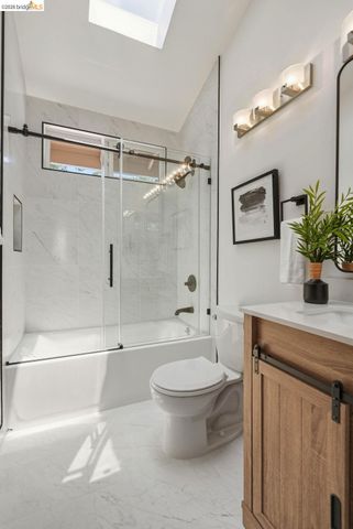 2662 Tamalpais Dr, Pinole, CA 94564