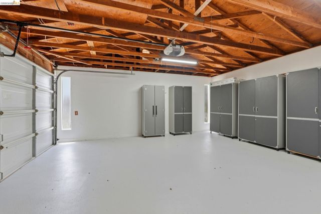2662 Tamalpais Dr, Pinole, CA 94564