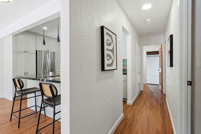 2662 Tamalpais Dr, Pinole, CA 94564